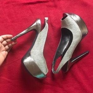 “NWOT” - Women’s Heels